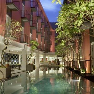 Kampi Hotel Legian