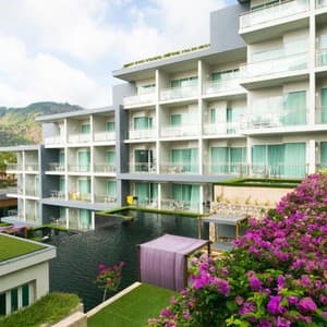 Sugar Palm Grand Hillside