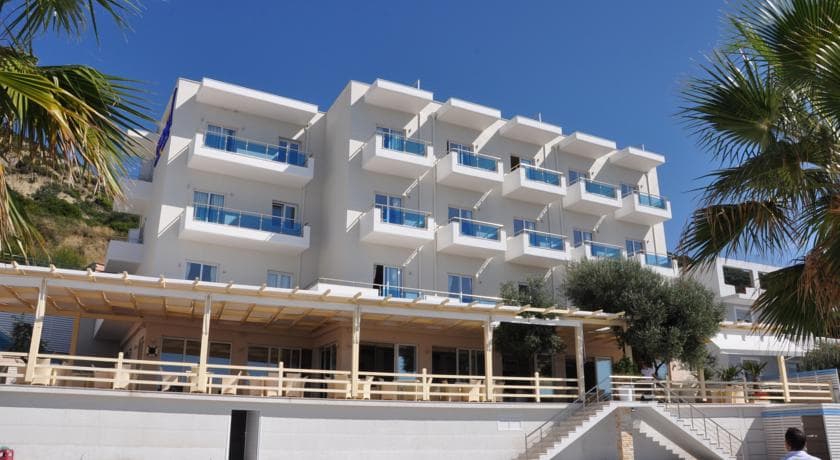 Coral Hotel & Resort Radhime