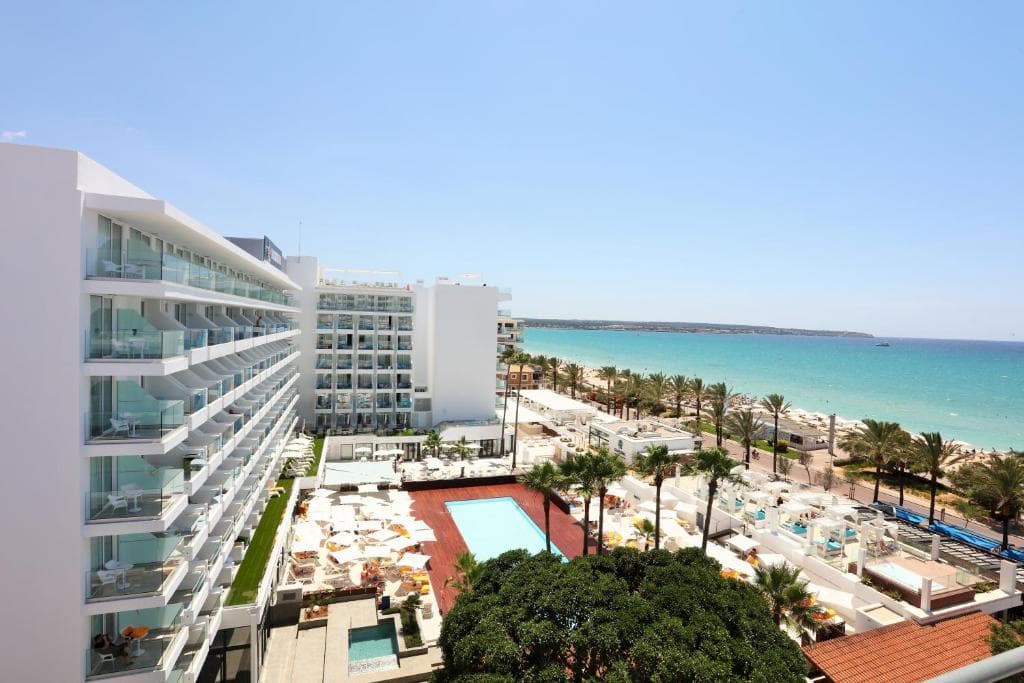 Iberostar Waves Bahia de Palma