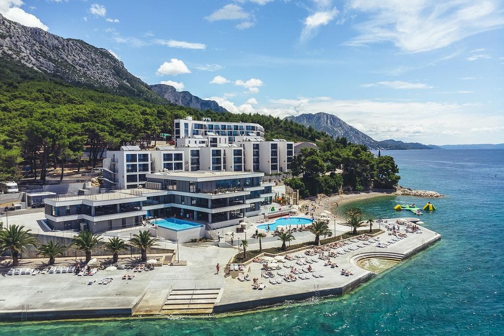 Готель Morenia Hotel Podaca — Дрвенік, Хорватія