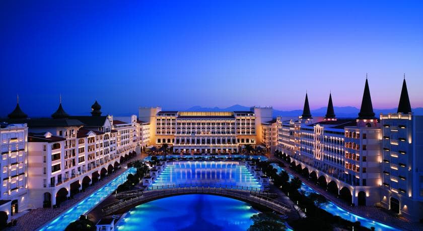 Titanic Mardan Palace