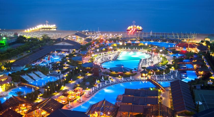 Limak Lara De Luxe Hotel & Resorts