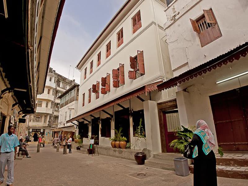 Maru Maru Hotel