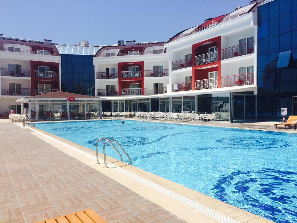 Side Legend Hotel