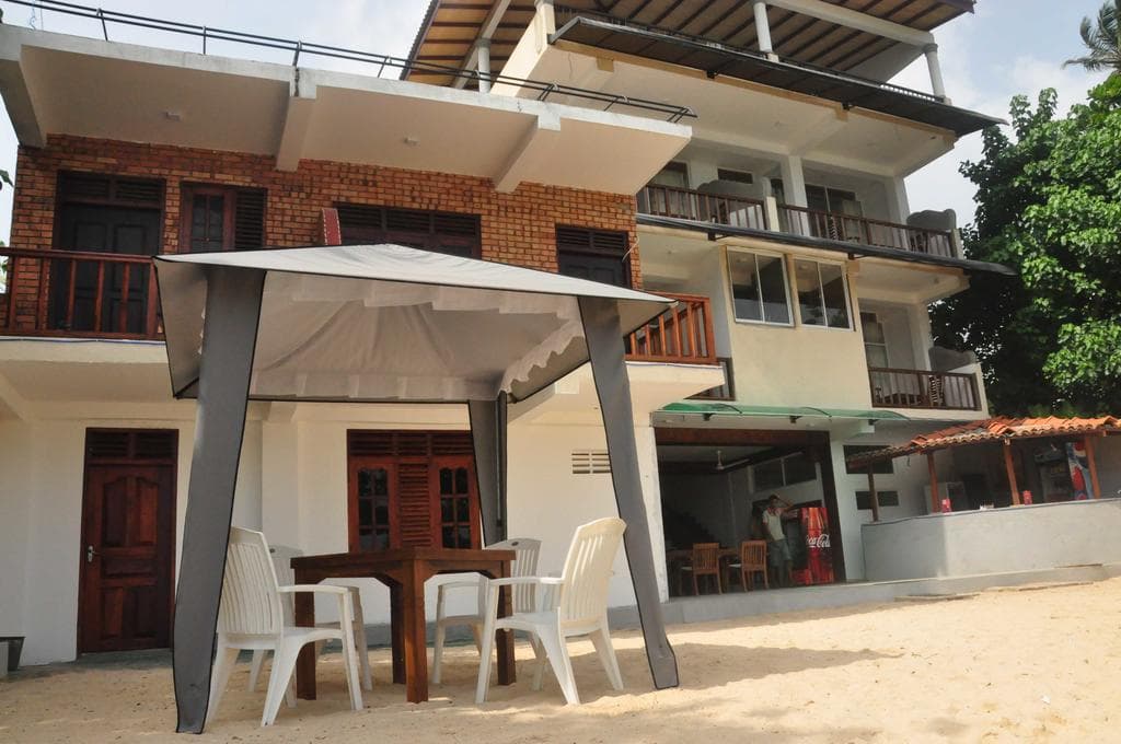 Wave Beach Resort