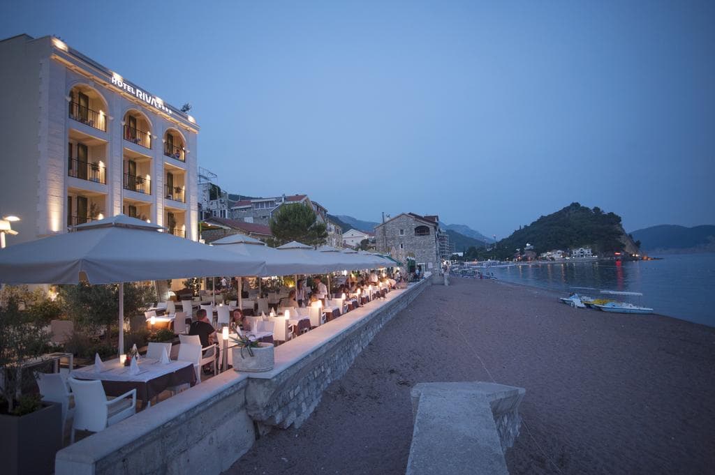 Riva Hotel