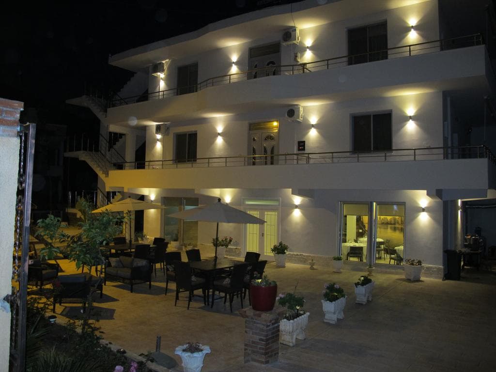 Nika Hotel
