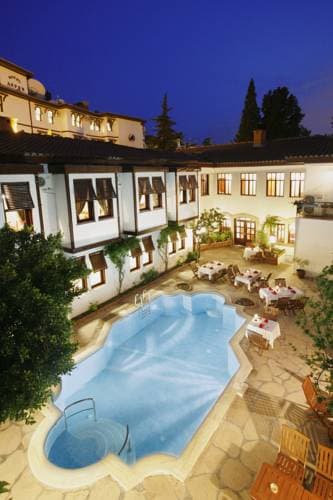 Aspen Hotel
