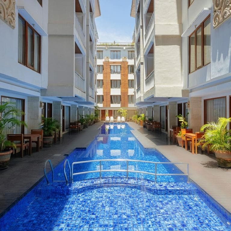 The Sun Hotel & Spa