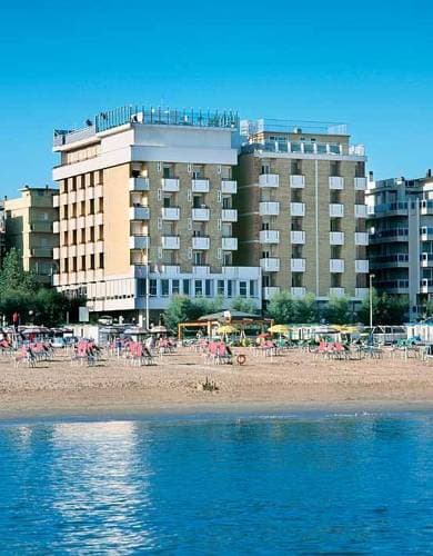 Napoleon Hotel