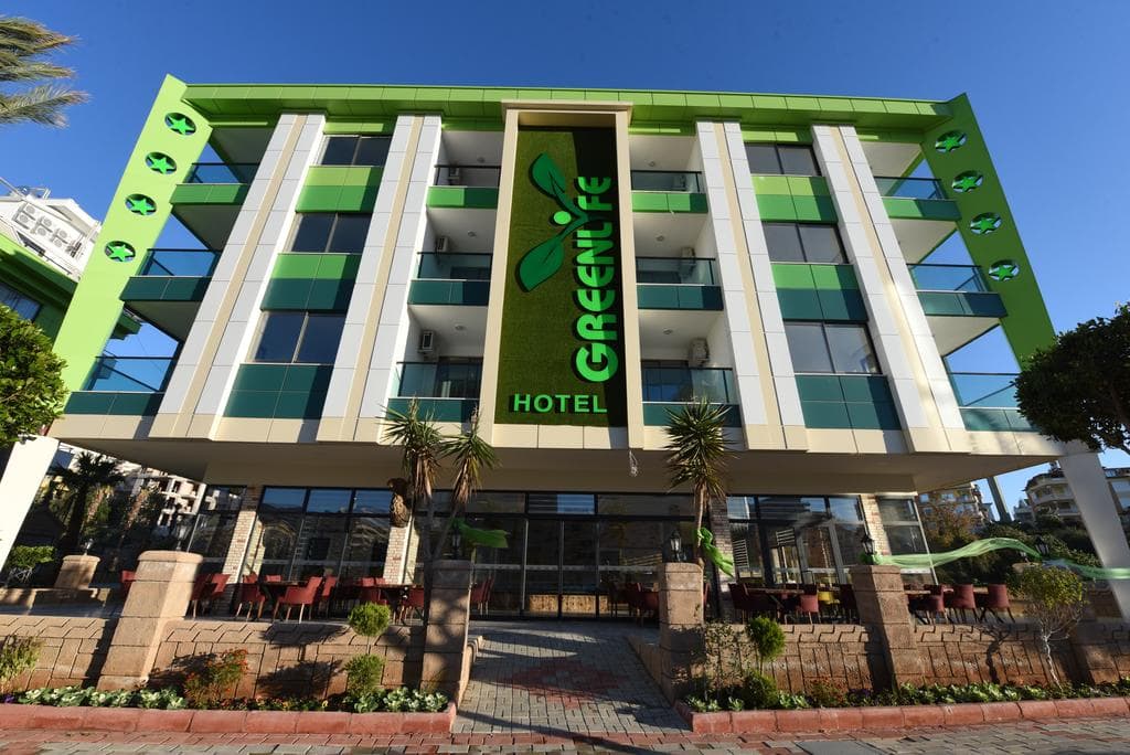 Green Life Hotel