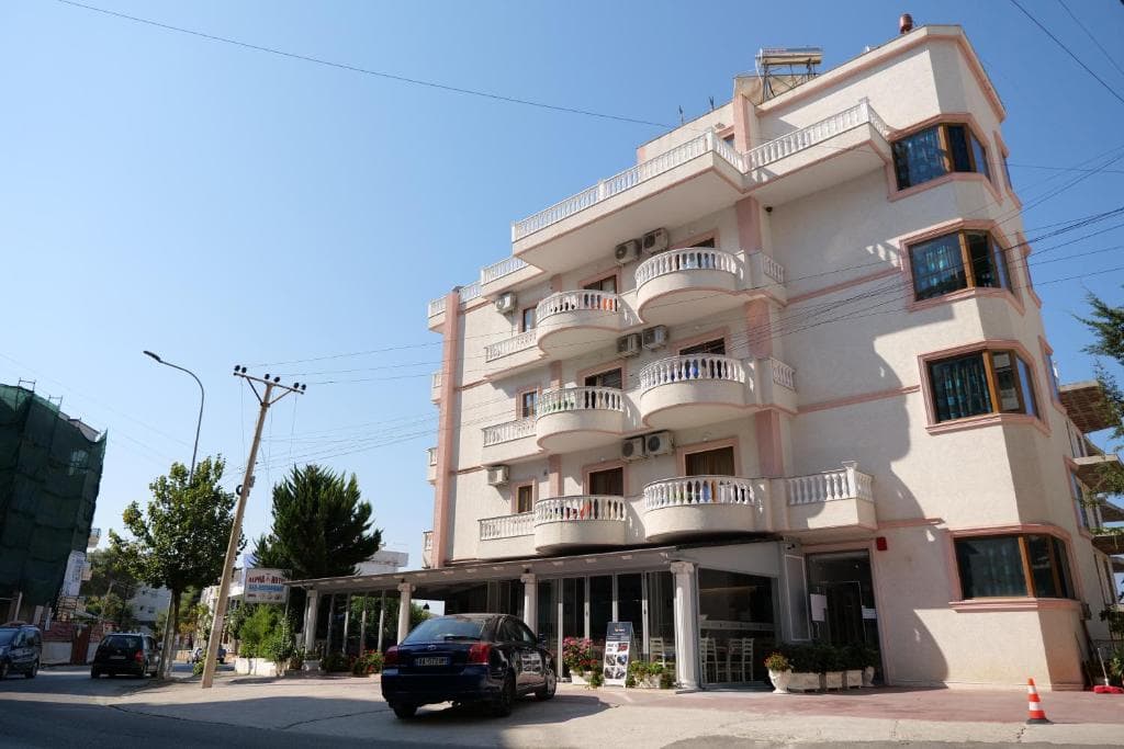 Alpha Hotel