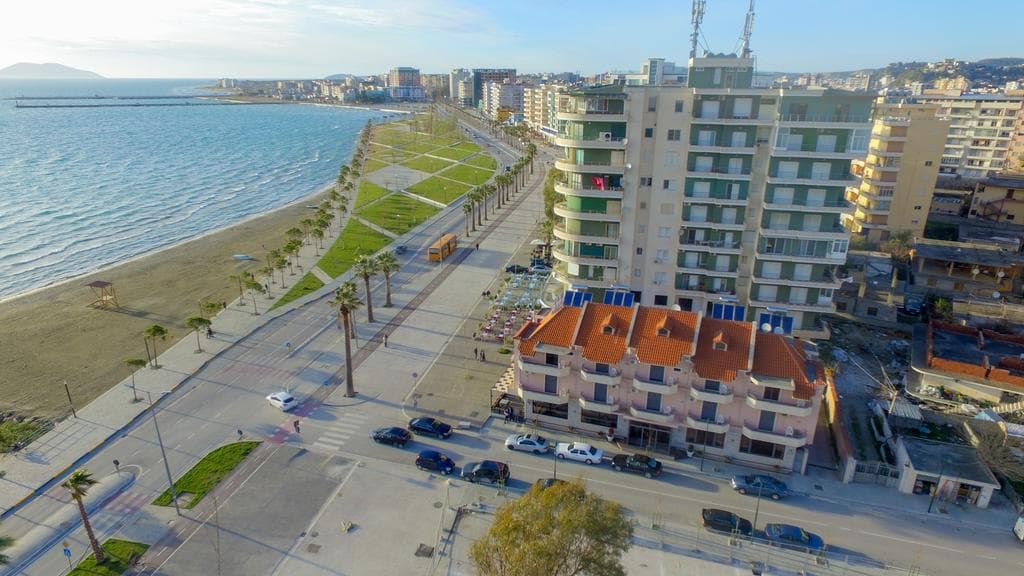 Primavera Hotel