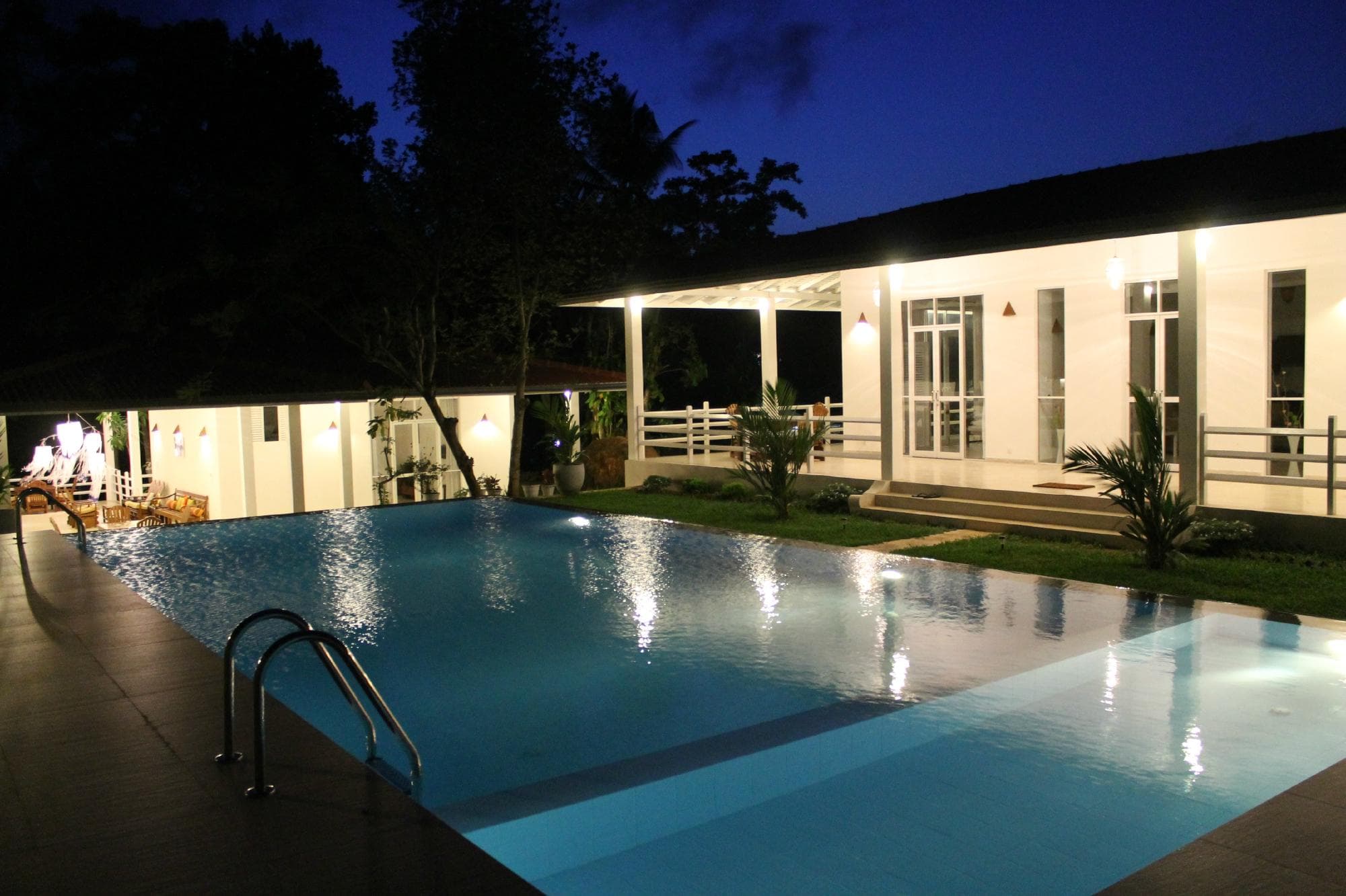Beach Grove Villas