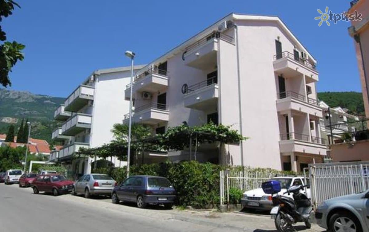 Mare Apartments