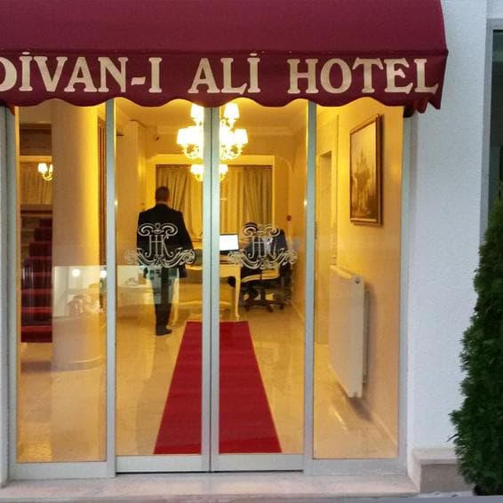 Divan-i Ali Hotel