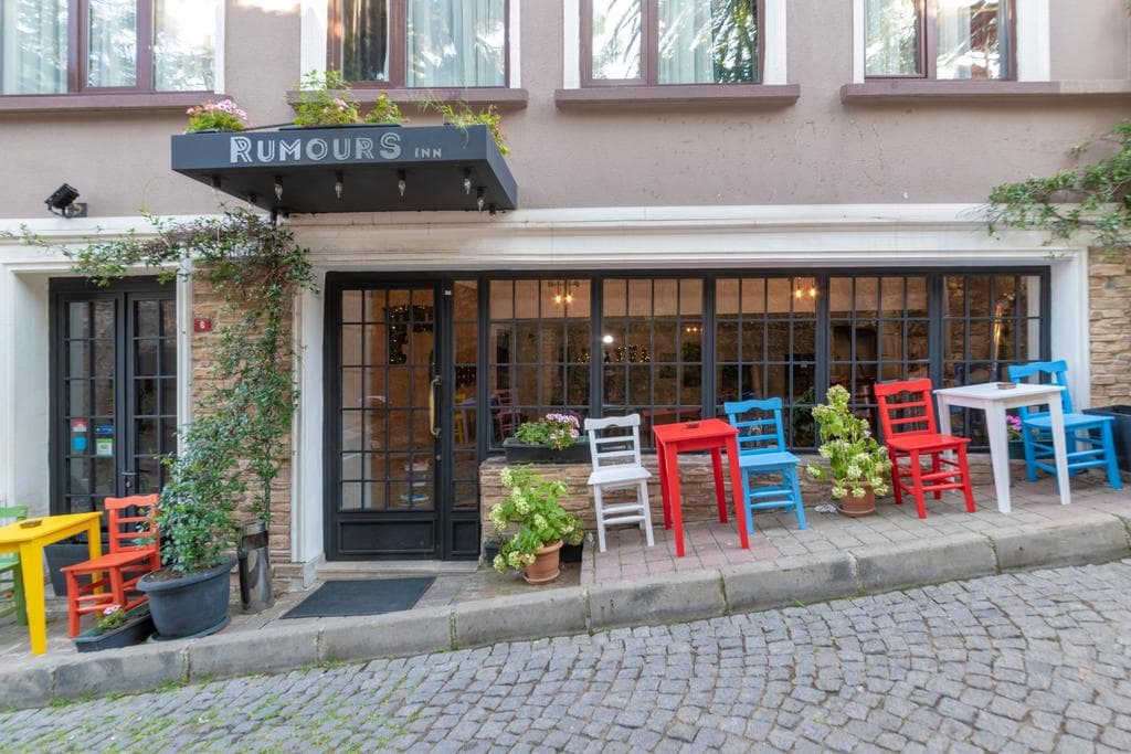 Rumours Inn