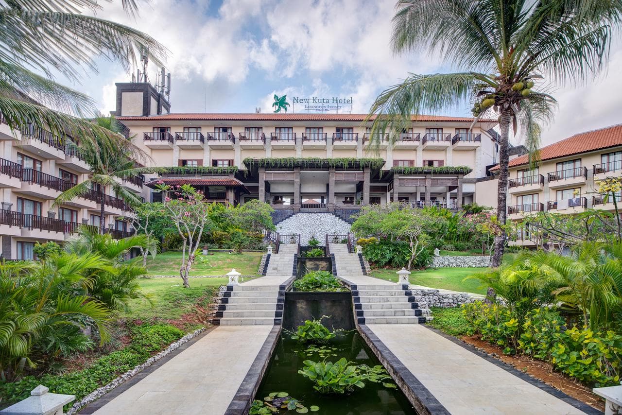 New Kuta Hotel by Lorin