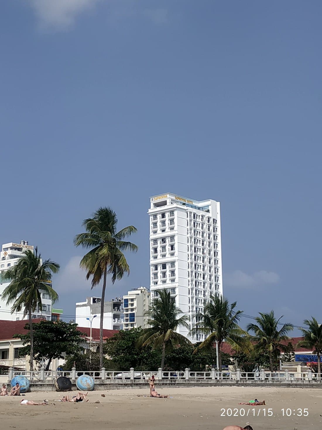 Daphovina Hotel
