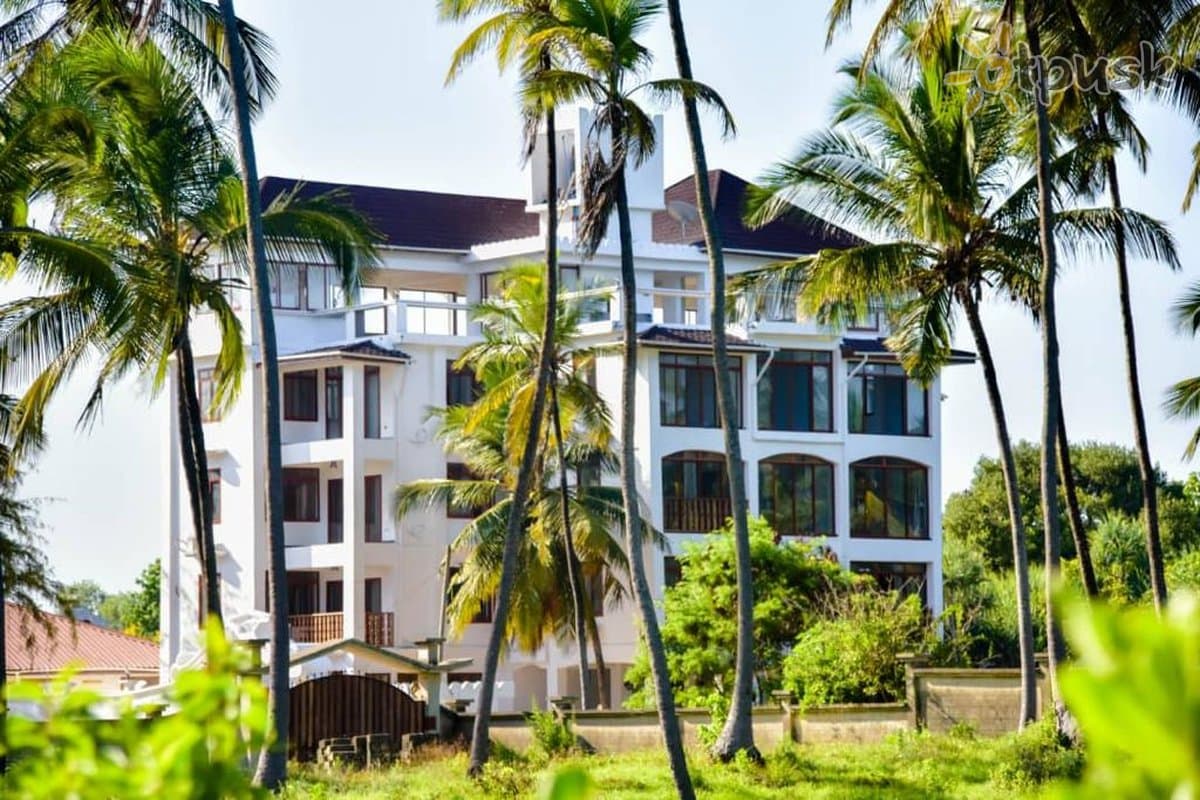 Zanoceanique Hotel