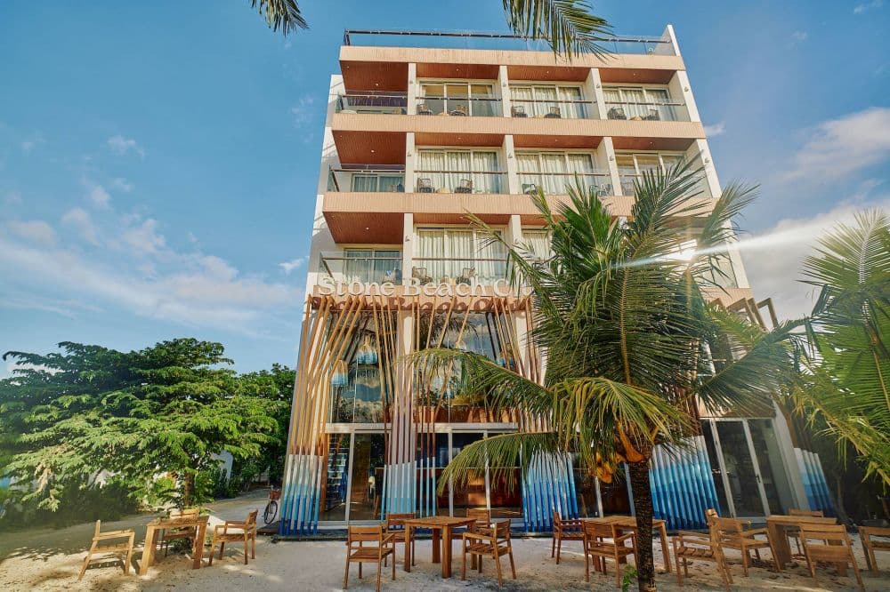 Stone Beach Club Dhiffushi Guest house