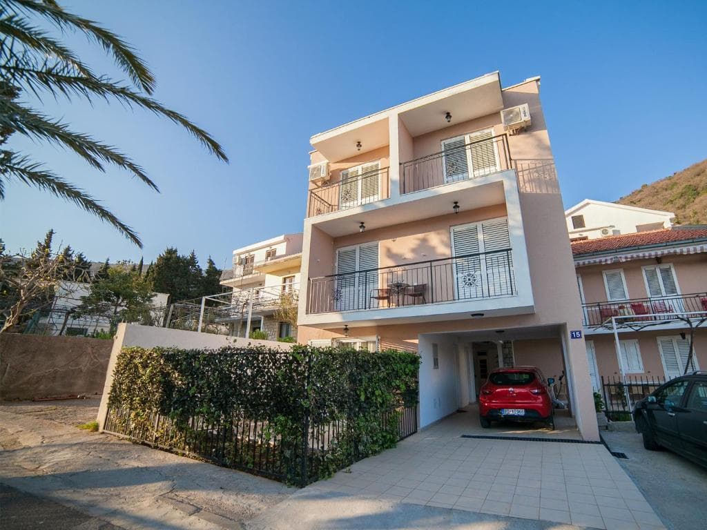 4M Gregovic Vojo