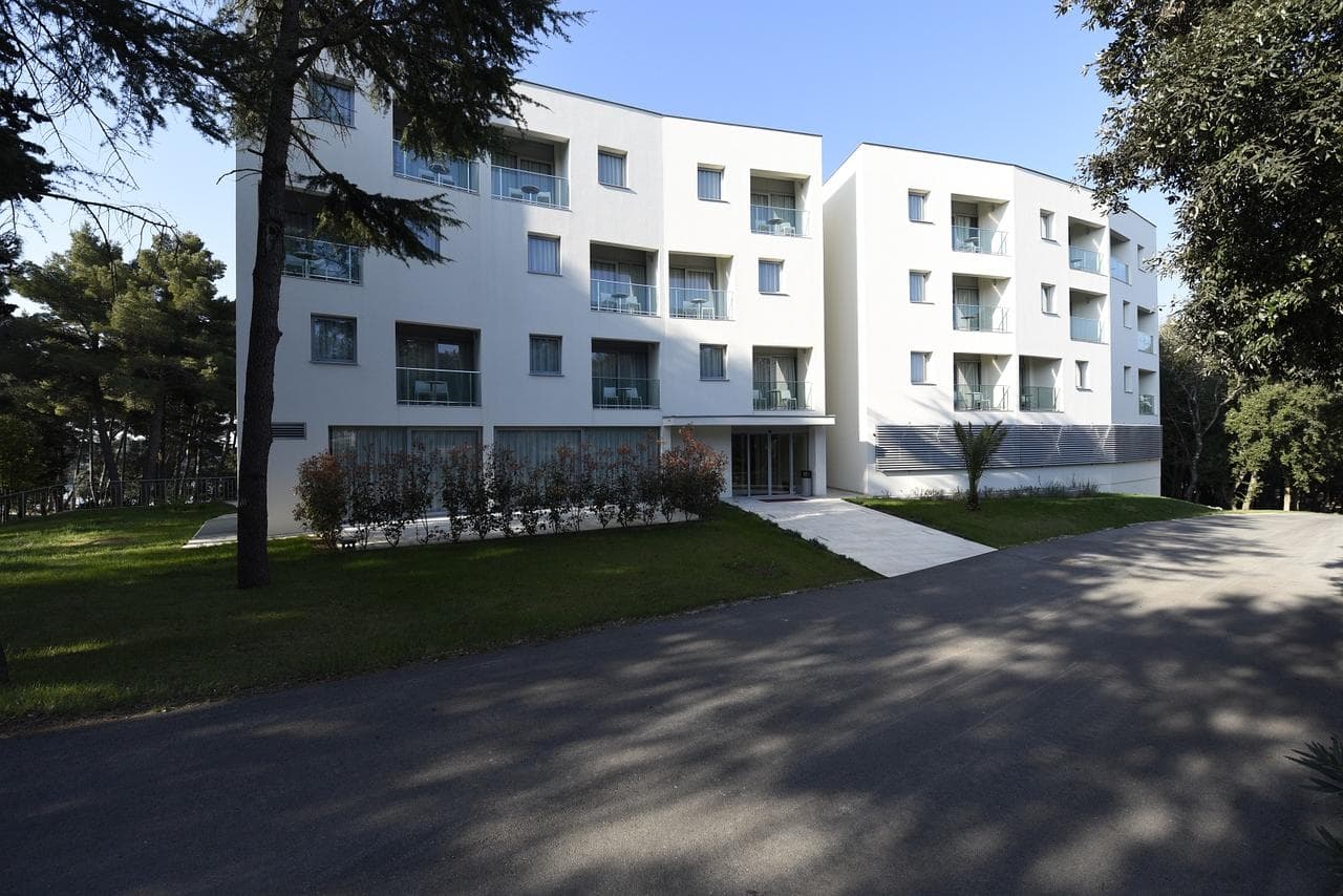 Crvena Luka Hotel & Resort