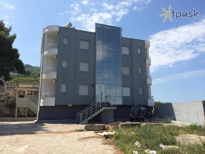 Al Hotel