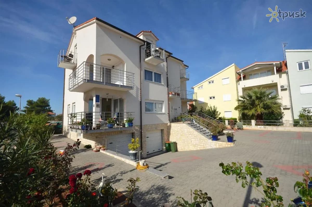 Mara Apartments