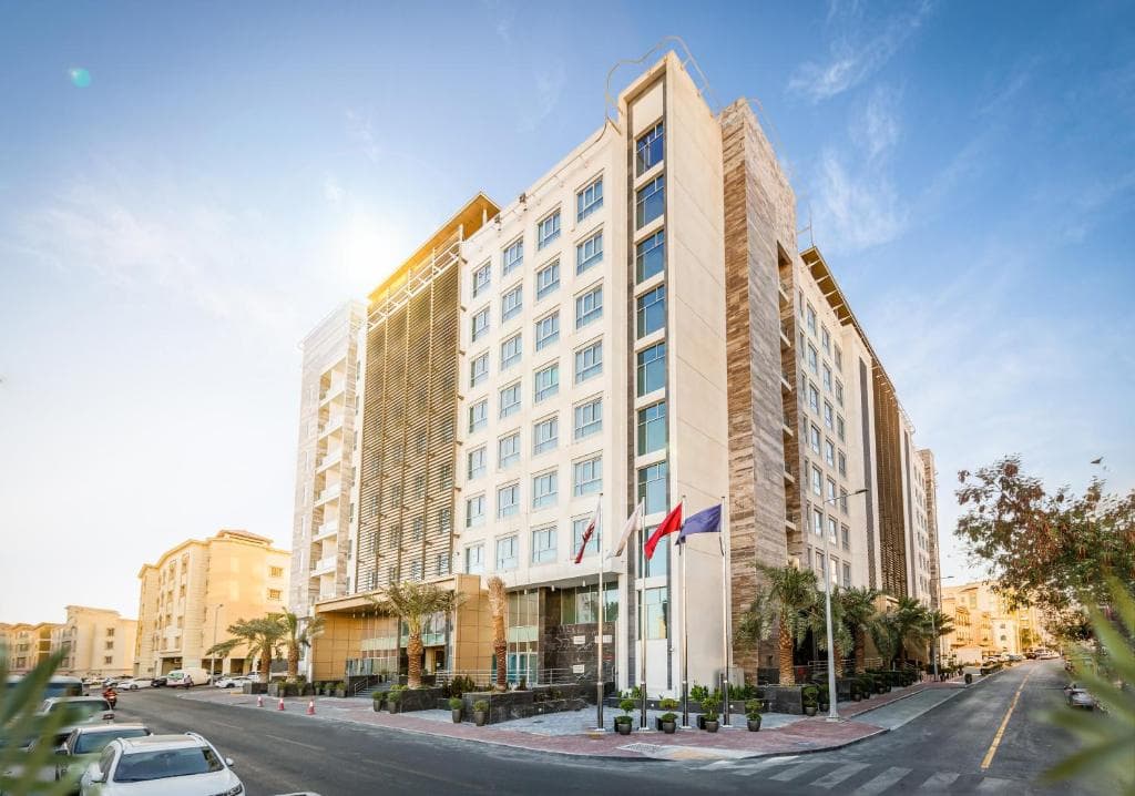 Central Inn Hotel Suites Al Sadd