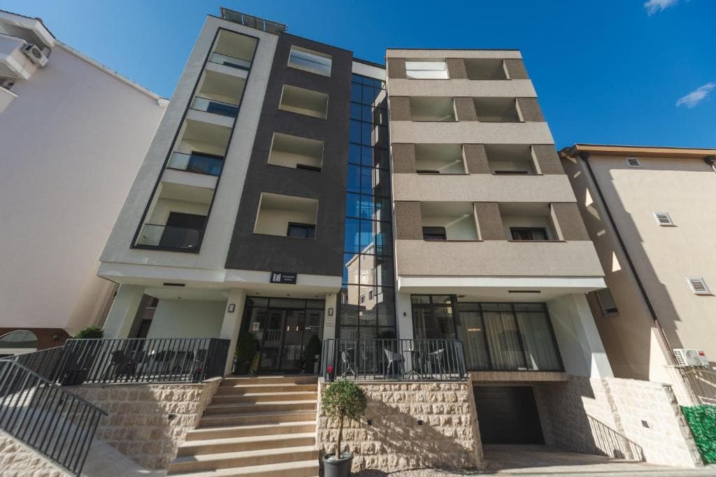 MB Premium Garni Hotel