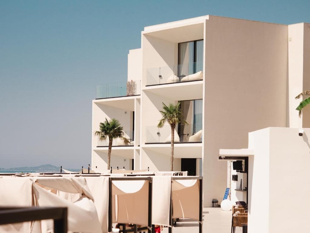 Готель Nobus Hotel & Spa — Вльора, Албанія