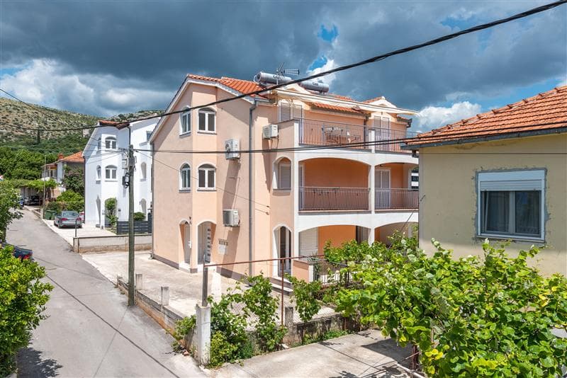 Amore Apartment