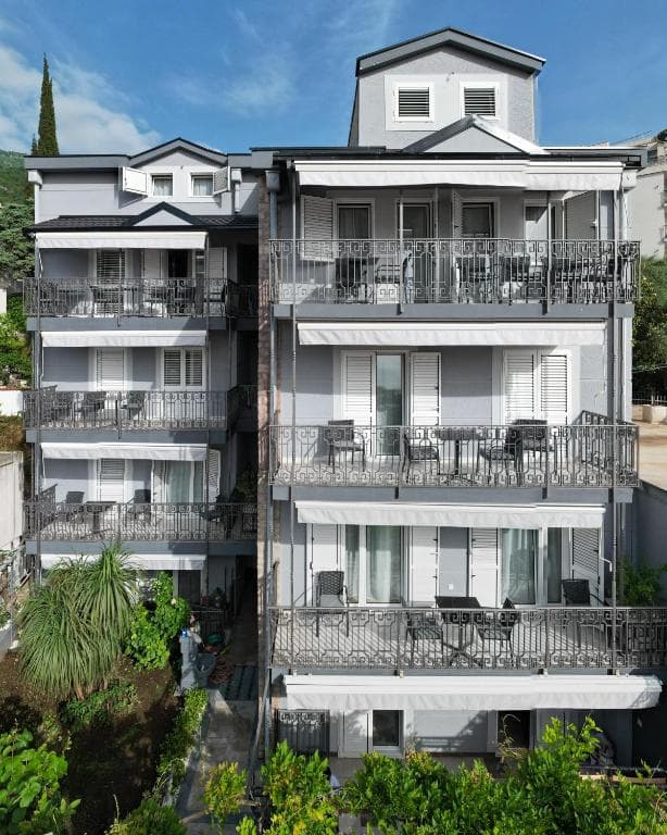 Cataleya Przno Apartments