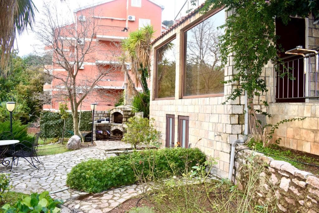 Family Villa Petrovac