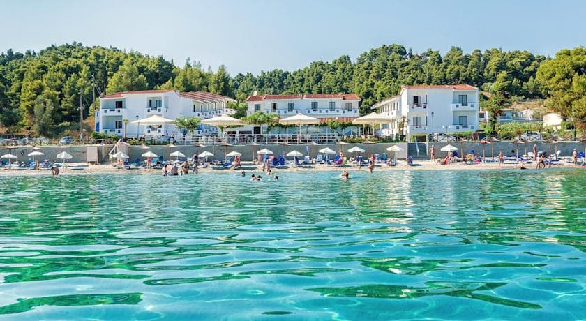 Xenios Dolphin Beach Hotel