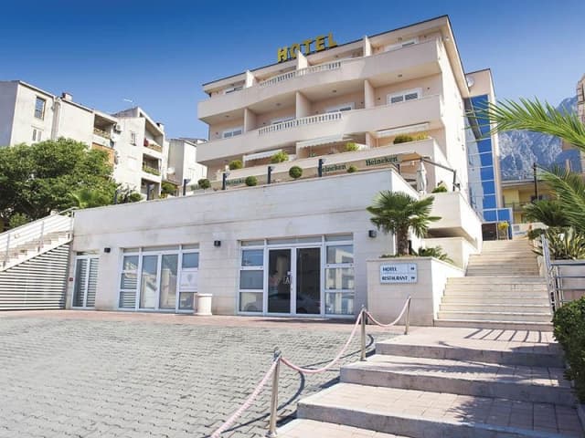 Rosina Hotel