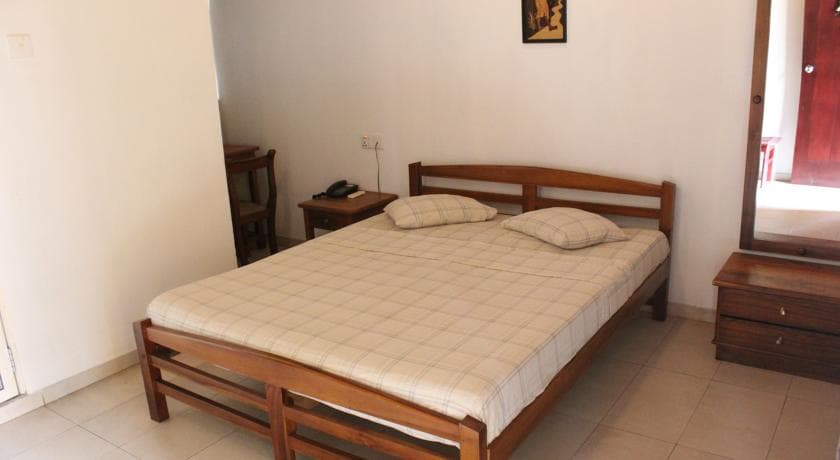 Roy Villa Beach Hotel Payagala