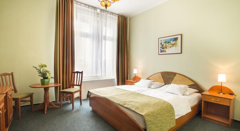 Baross City Hotel