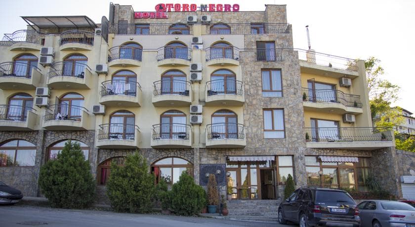 Toro Negro Hotel