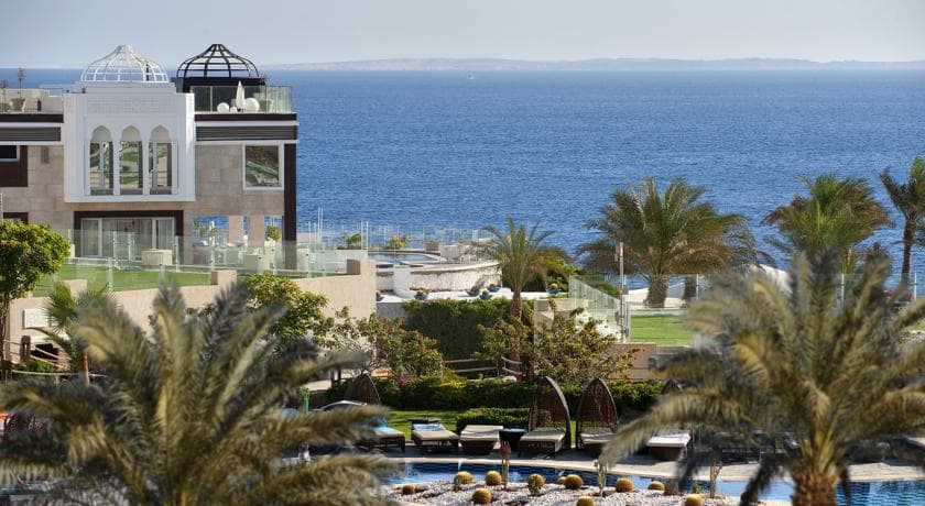 Sunrise Arabian Beach Resort