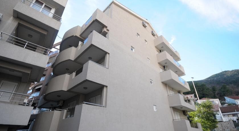 Anita Apartments