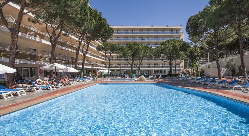 Best Oasis Park Salou