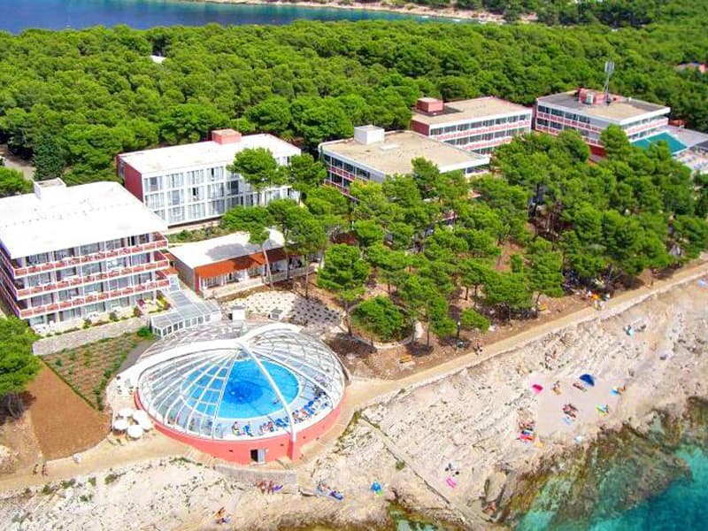 Zora Hotel