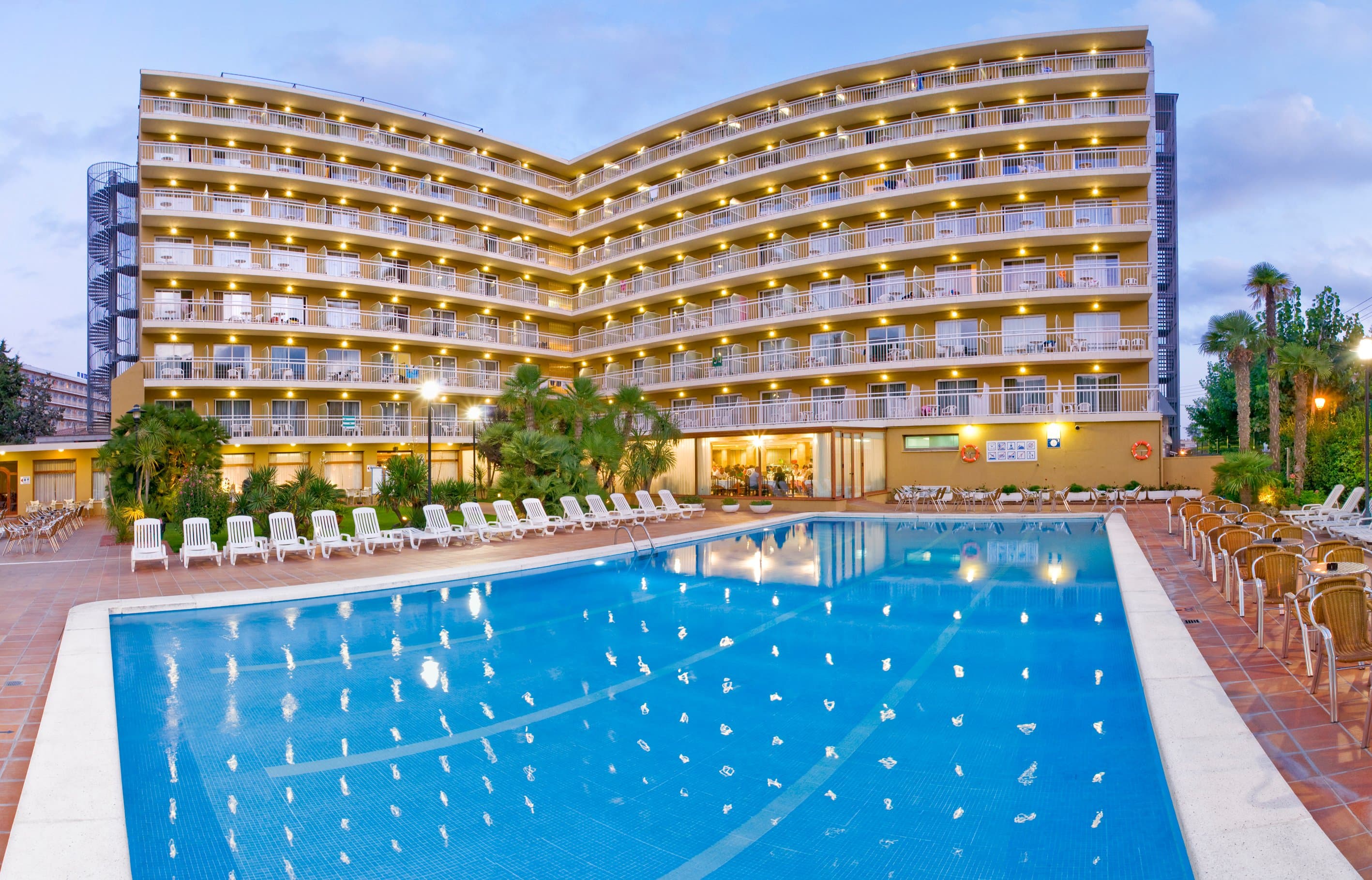 President Calella Hotel