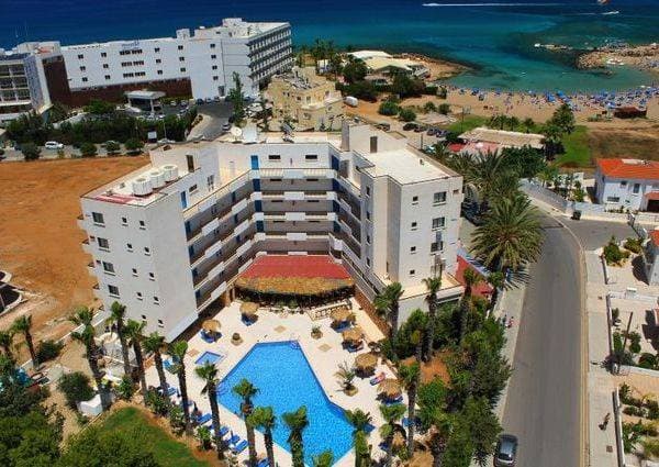 Captain Pier Hotel
