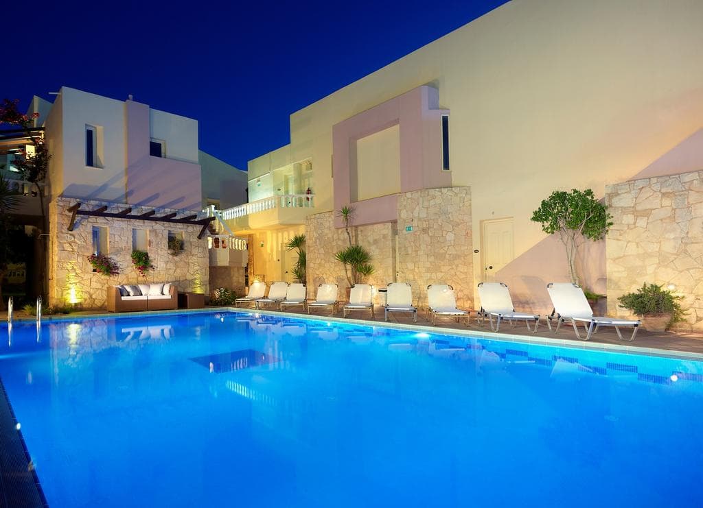 Elotis Suites Hotel