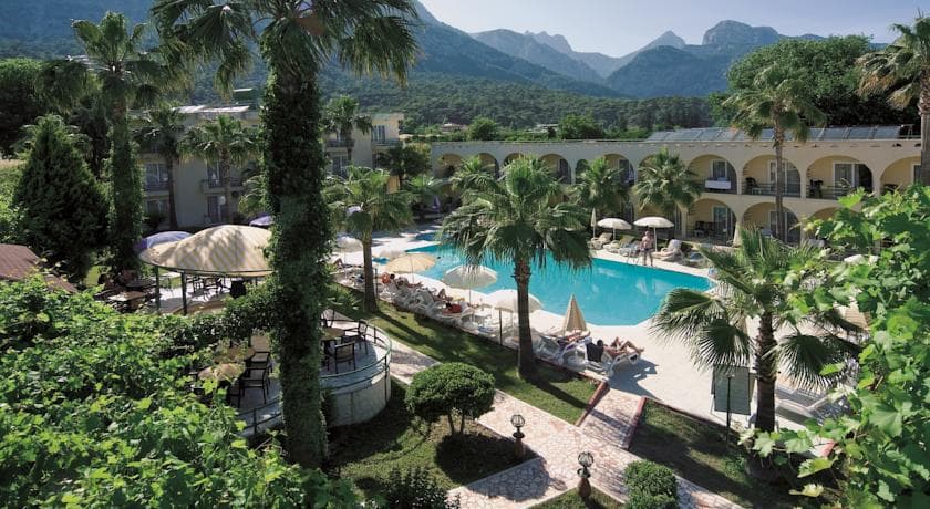 Golden Sun Hotel