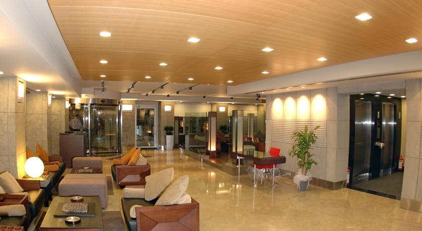 Nippon Hotel